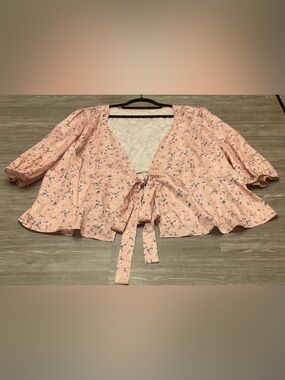 Plus Size Pink Floral Tie-Front Peplum Top